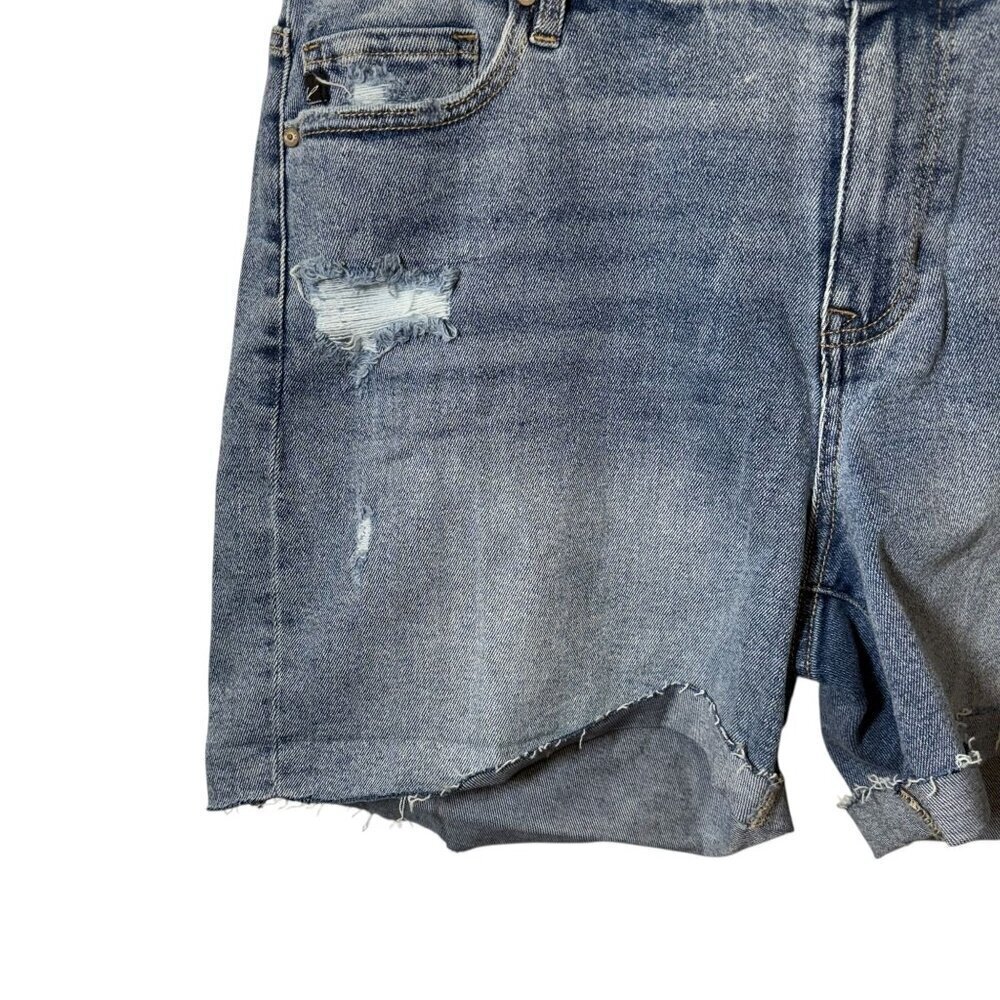 Kancan Womens Distressed Denim Shorts NWT Raw Hem Light Wash Mid-Rise Size 20 - Picture 3 of 9